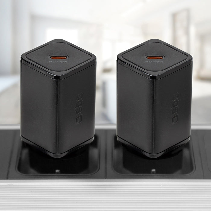 SBS TETRGAN1C45W 45W GaN USB-C стенно зарядно устройство с захранване - черно