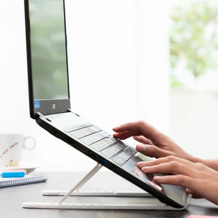 Сгъваема и регулируема стойка за лаптоп Flappot InnovaGoods