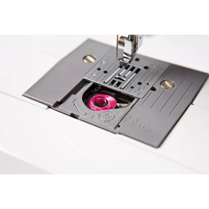 Шевна машина Brother AZ17