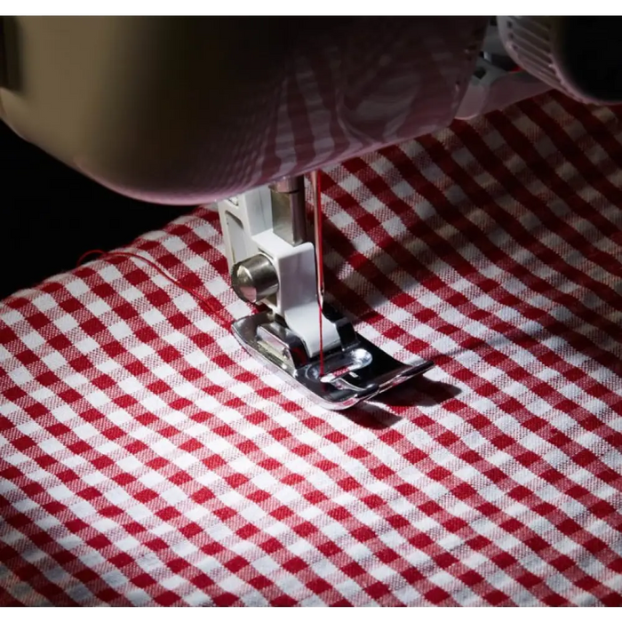 Шевна машина Brother AZ17