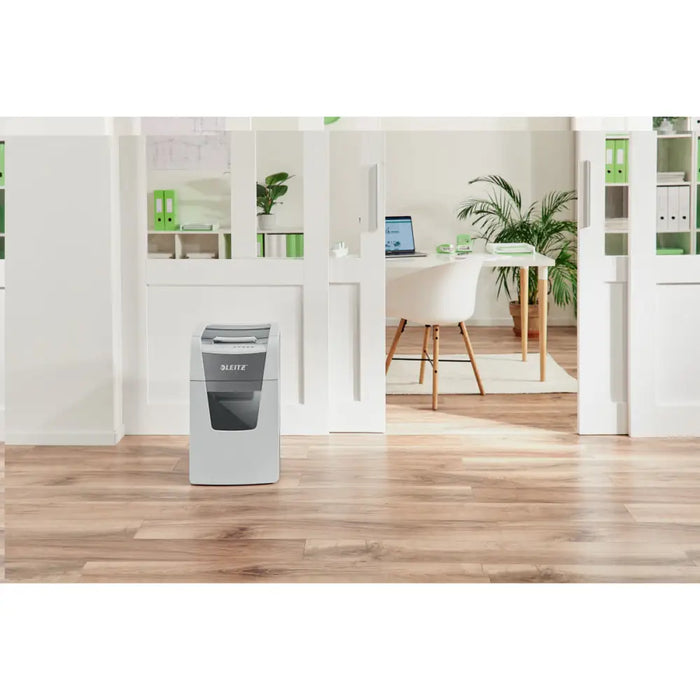 Шредер за хартия Leitz IQ 150 Autofeed P4