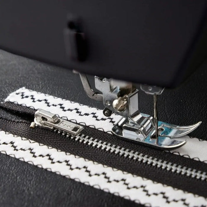 SINGER 4432 Черна Автоматична шевна машина Електромеханична