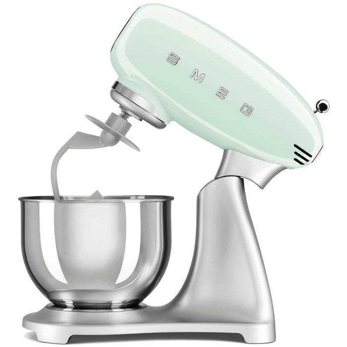 Кухненски робот SMEG SMF02PGEU