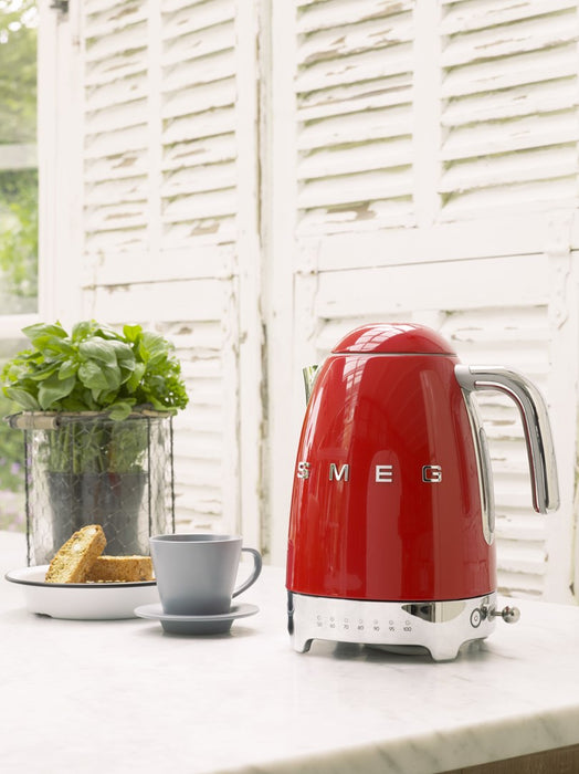 Ел.кана SMEG KLF04RDEU, 2400 W, 1.7 L, Червена