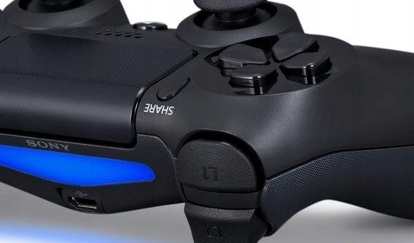 Безжичен контролер Sony за PlayStation 4 Dualshock, черен