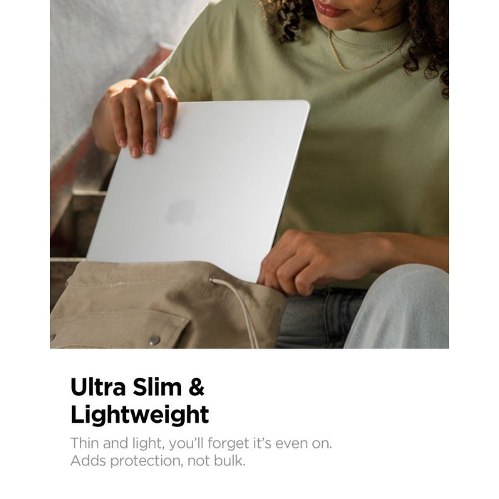 Калъф Spigen AirSkin за MacBook Air 13" 2023/2024/2025/2026 - прозрачен