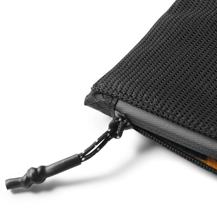 RFID портфейл Spigen LF300 - черен