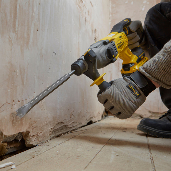 АКУМУЛАТОРЕН БЕЗЧЕТКОВ ПЕРФОРАТОР STANLEY SFMCH900M22-QW 18 V, 2.00 J, SDS PLUS, БРОЙ БАТЕРИИ 2, 4.00 Ah, КУФАР