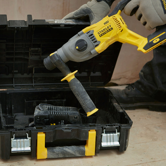АКУМУЛАТОРЕН БЕЗЧЕТКОВ ПЕРФОРАТОР STANLEY SFMCH900M22-QW 18 V, 2.00 J, SDS PLUS, БРОЙ БАТЕРИИ 2, 4.00 Ah, КУФАР
