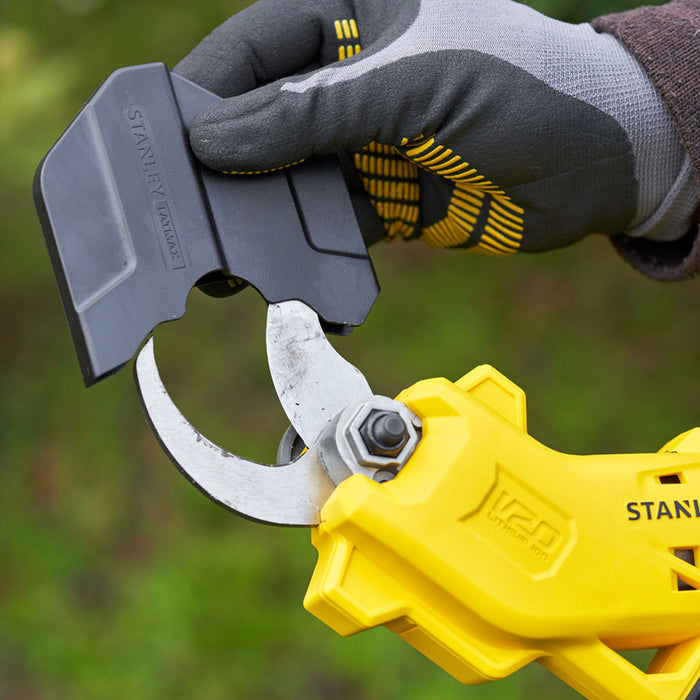 АКУМУЛАТОРНА ЛОЗАРСКА НОЖИЦА STANLEY SFMCPP32M1-QW 18 V, БРОЙ БАТЕРИИ 1, 4.00 Ah