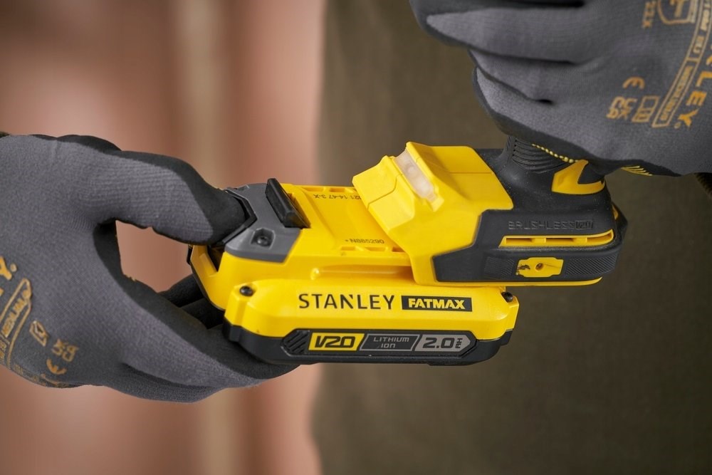 FATMAX SFMCD726D2T Пробивна/винтовертна машина