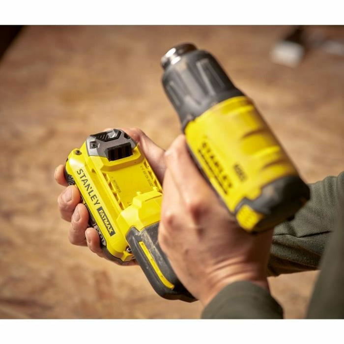Пистолет за горещ въздух Stanley SFMCE530B