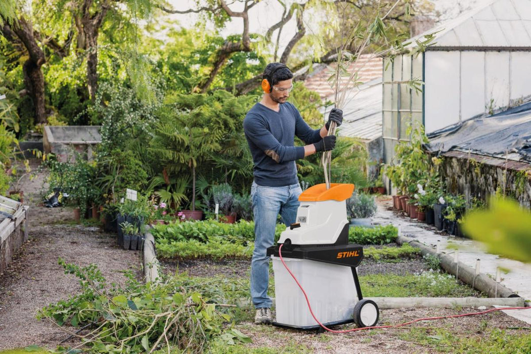 ЕЛЕКТРИЧЕСКА ДРОБИЛКА STIHL GHE 140.0 L