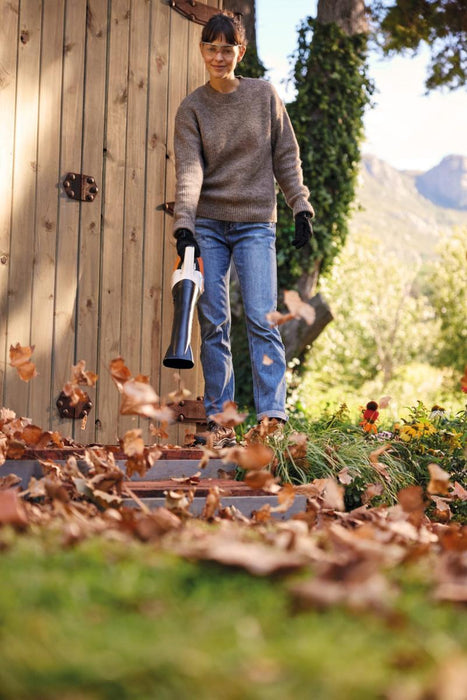 АКУМУЛАТОРНА ДУХАЛКА STIHL BGA 30 К-КТ