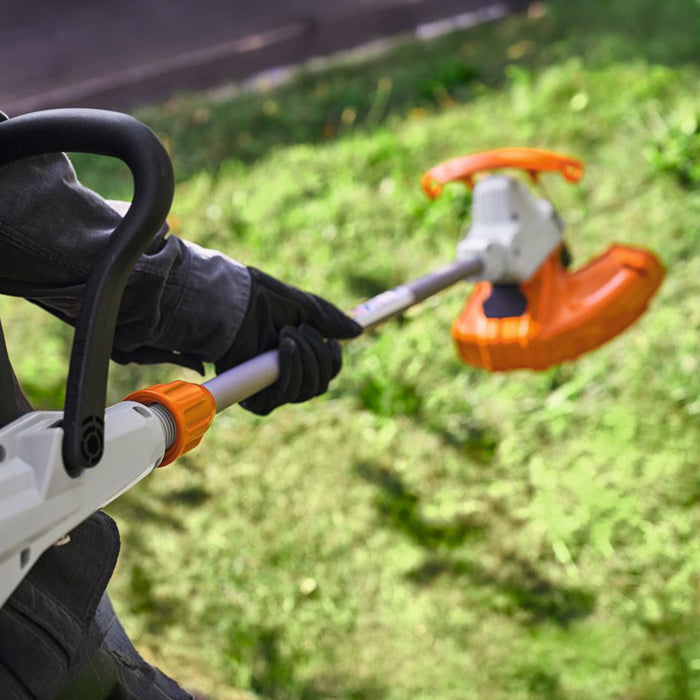АКУМУЛАТОРЕН ТРИМЕР STIHL FSA 50 36 V, БРОЙ БАТЕРИИ 1, 2.00 Ah, ШИРИНА НА КОСЕНЕ 28.00 см