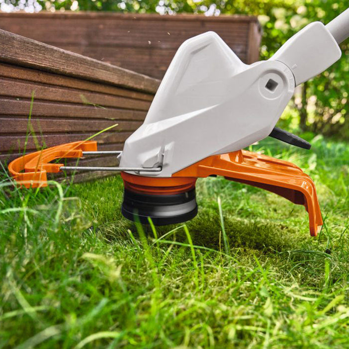 АКУМУЛАТОРЕН ТРИМЕР STIHL FSA 50 36 V, БРОЙ БАТЕРИИ 1, 2.00 Ah, ШИРИНА НА КОСЕНЕ 28.00 см