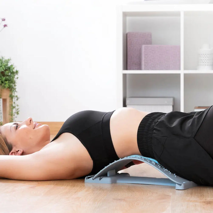 Стойка за корекция на лумбалния участък с точки за натиск