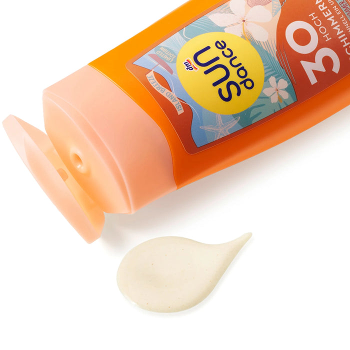 Слънцезащитно мляко с блясък и тропически аромат SPF 30, 200 ml