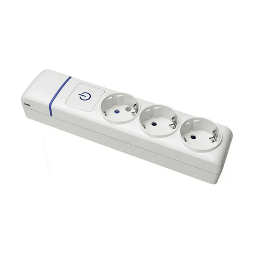Табло с 3 гнезда с бутон за включване Solera 8003pil 3680 W