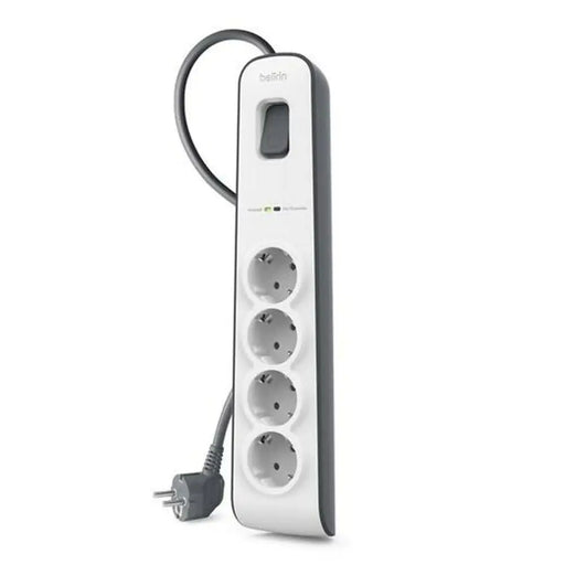 Табло с 4 гнезда с бутон за включване Belkin (2 m)