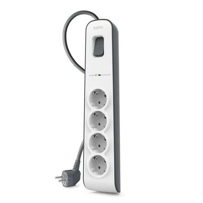 Табло с 4 гнезда с бутон за включване Belkin (2 m)