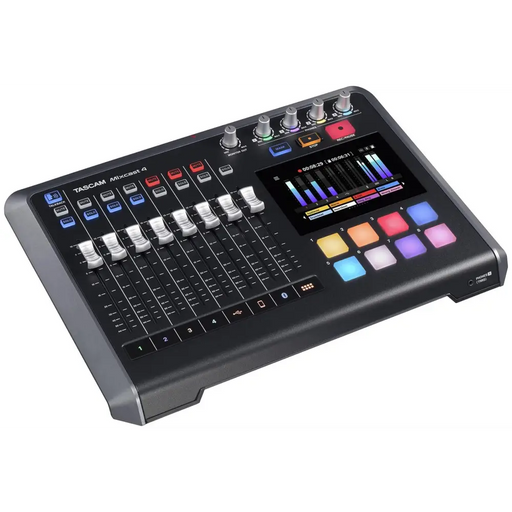 Tascam Mixcast 4 - миксер за запис на подкаст
