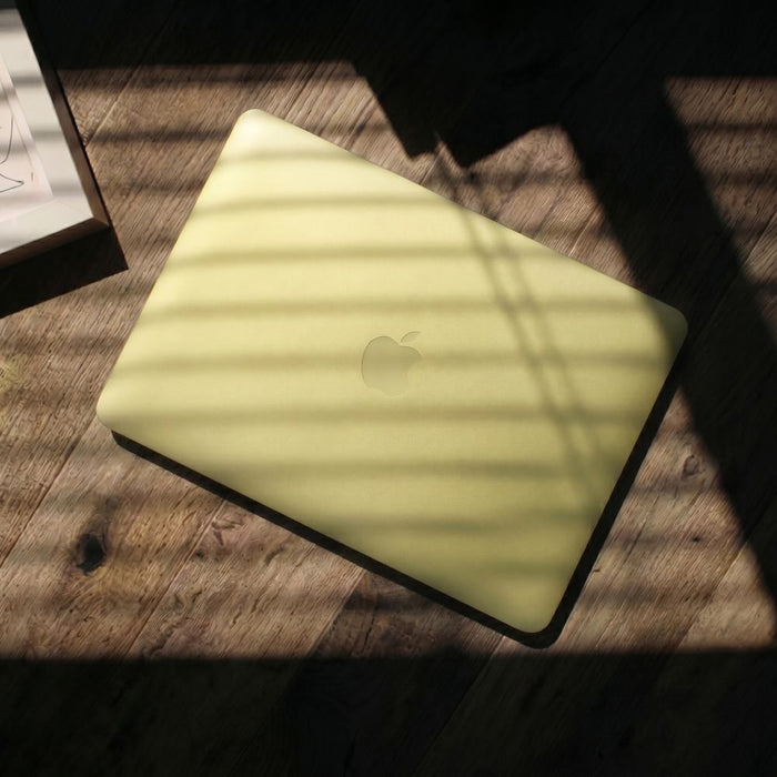 Калъф Tech-Protect Softshell за MacBook Neo 13 2026 - прозрачен мат