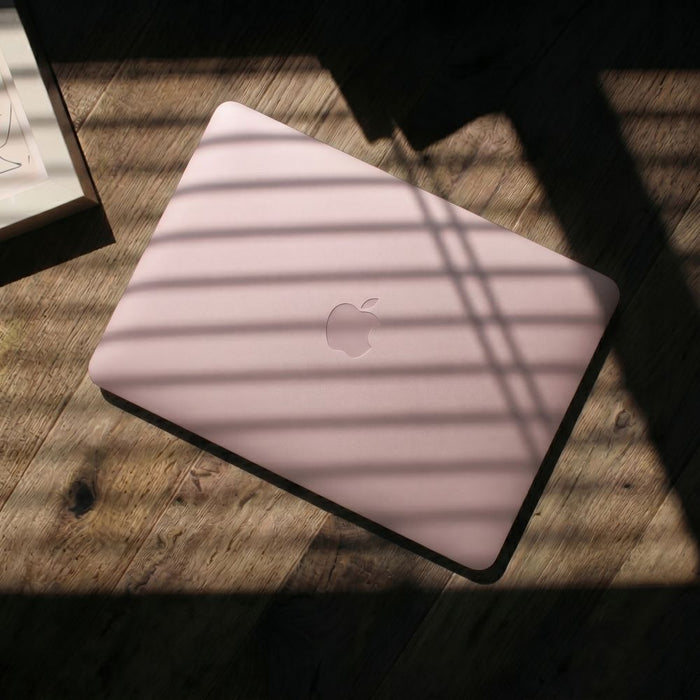 Калъф Tech-Protect Softshell за MacBook 13" 2026 - матово розов