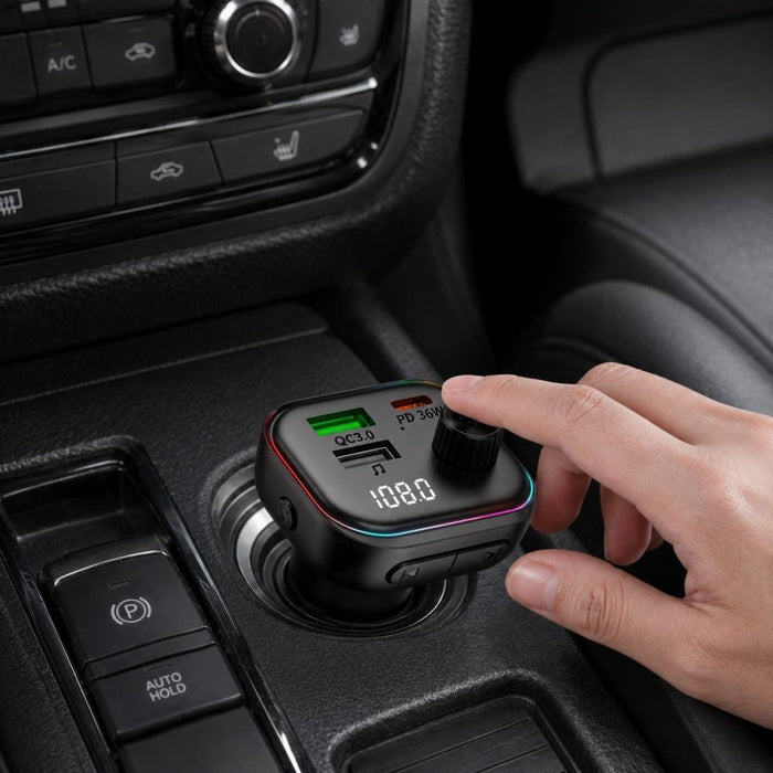 Tech-Protect CC07 3-портово PD 54W зарядно за кола + Bluetooth FM трансмитер - черно