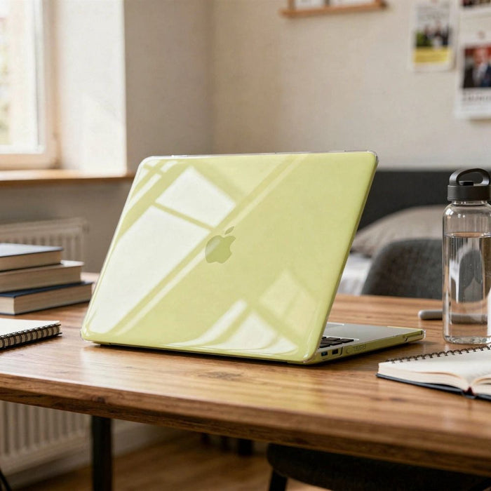 Калъф Tech-Protect Softshell за MacBook Neo 13" 2026 - прозрачен
