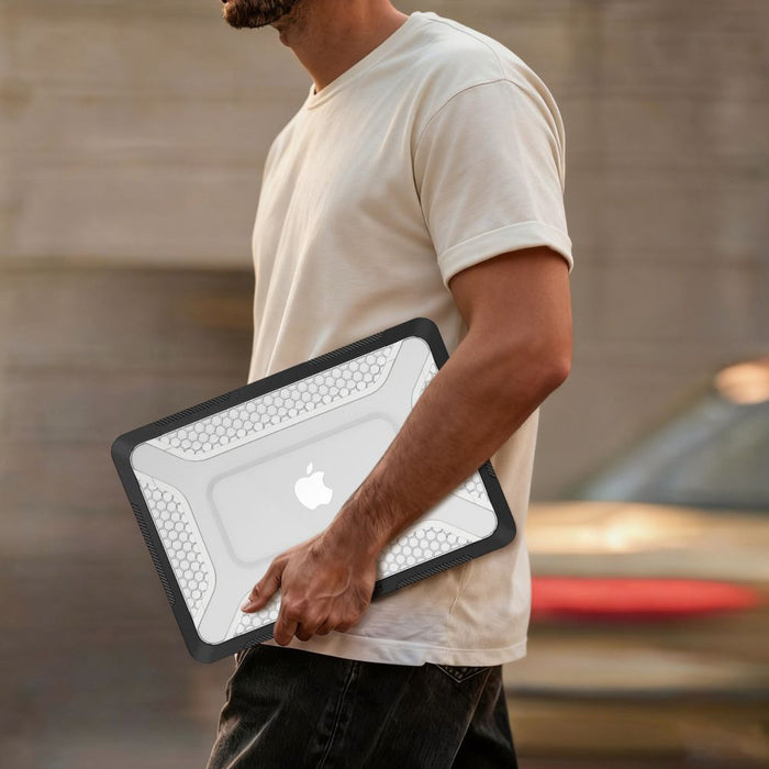 Кейс Tech-Protect Kevlar Pro за MacBook Neo 13" 2026 - черен и прозрачен