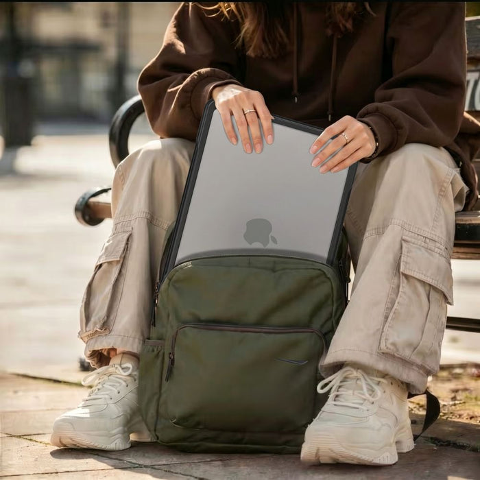 Калъф Tech-Protect Velar за MacBook Pro 14" 2021 / 2023 / 2025 / 2026 - Прозрачен черен