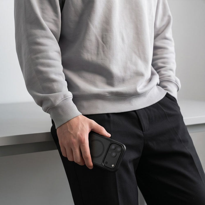 Калъф Tech-Protect Defense MagSafe за iPhone 17 Pro Max / 18 Pro Max - матово черен