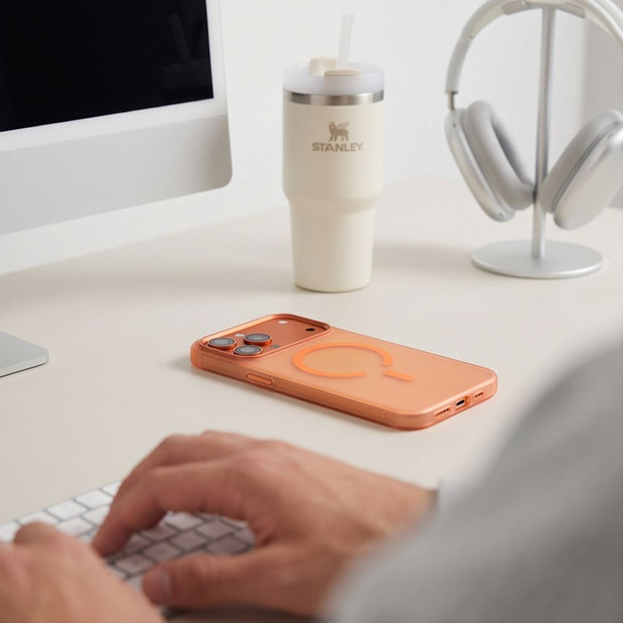 Кейс Tech-Protect MagZero MagSafe за iPhone 17 Pro Max / 18 Pro Max - матово оранжев
