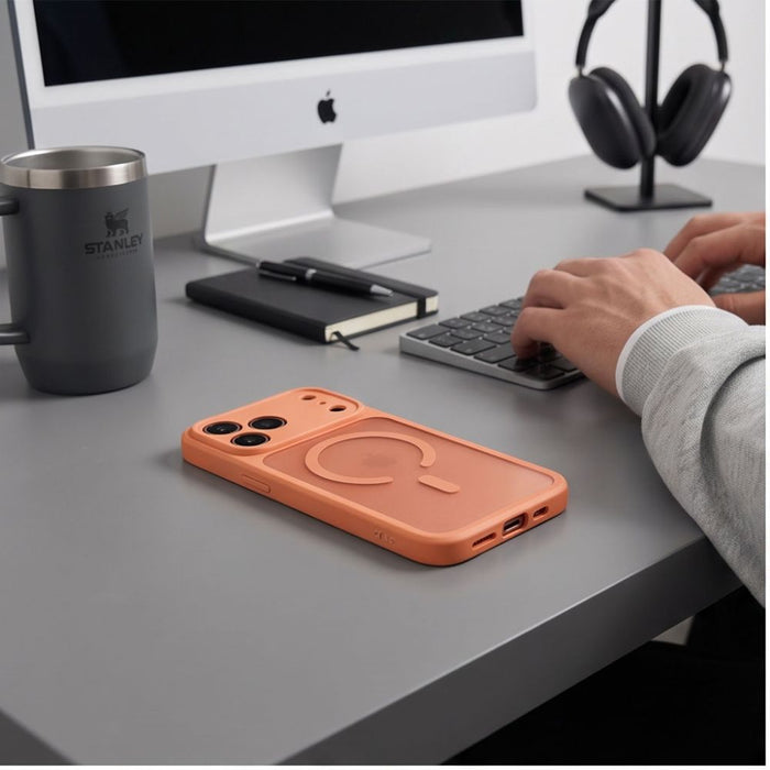 Кейс Tech-Protect BasicMag MagSafe за iPhone 17 Pro Max / 18 Pro Max - матово оранжев