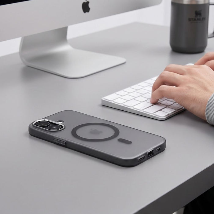 Кейс Tech-Protect MagZero MagSafe за iPhone 17 - матово черен