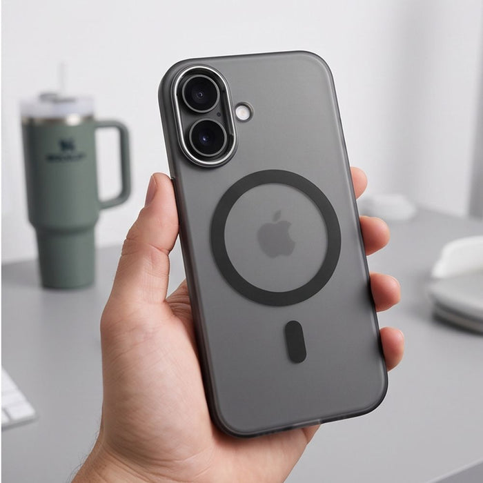 Кейс Tech-Protect MagZero MagSafe за iPhone 17 - матово черен