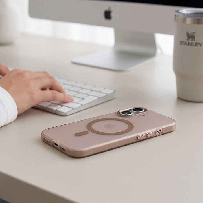 Кейс Tech-Protect MagZero MagSafe за iPhone 17 - бежово-кафяв матов