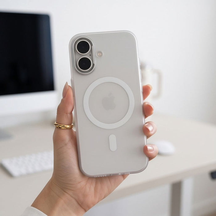 Калъф Tech-Protect MagZero MagSafe за iPhone 17 - матово бял