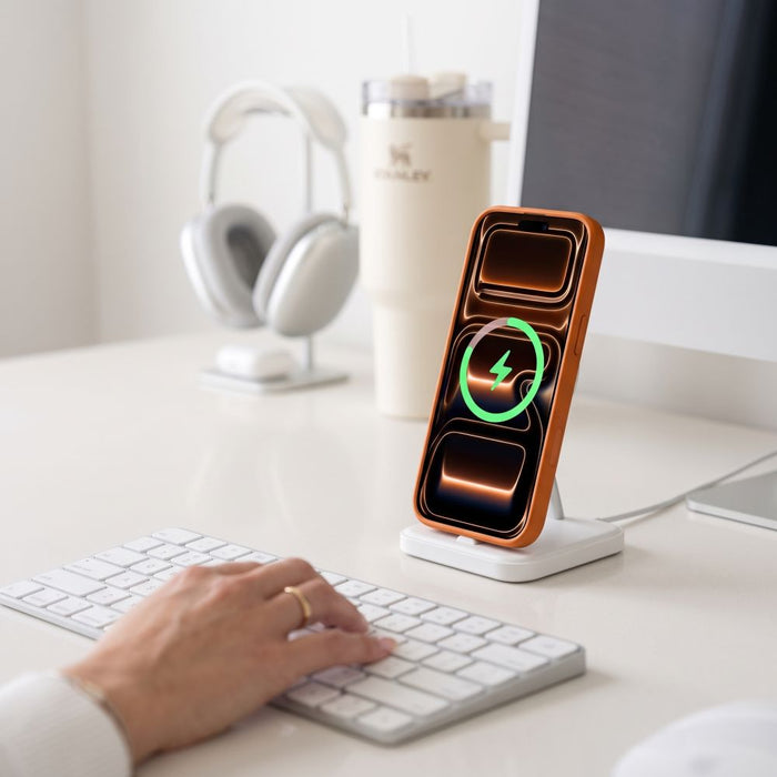 Кейс Tech-Protect MagPeak MagSafe CC за iPhone 18 Pro / 17 Pro - матово оранжев