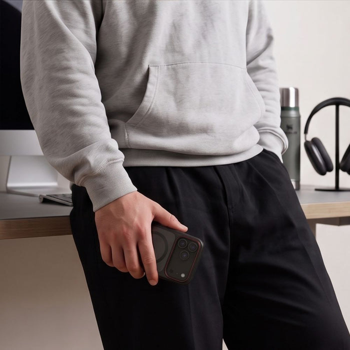 Кейс Tech-Protect MagCam MagSafe за iPhone 18 Pro / 17 Pro - матово черно и червено