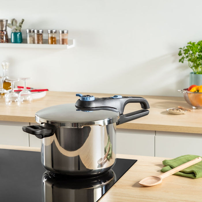 Тенджера под налягане Tefal P2584401 8L