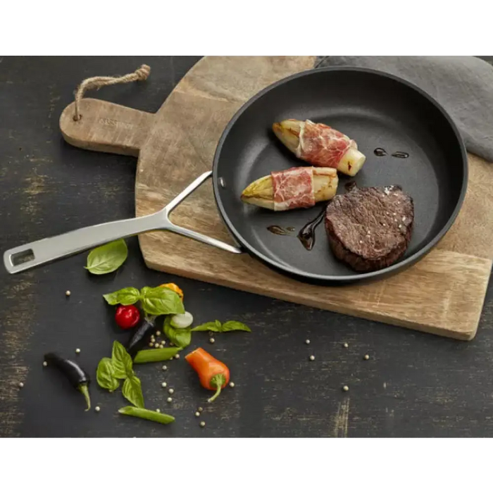 Тиган с незалепващо покритие DEMEYERE ALU ALU PRO 5