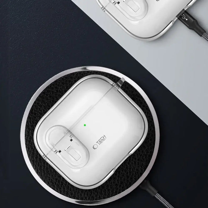 Тънък калъф Tech-Protect за AirPods 4 - прозрачен