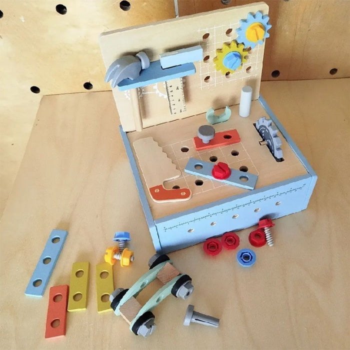 Игрален комплект Tooky Toy - Дървена настолна детска работилница, 42 части