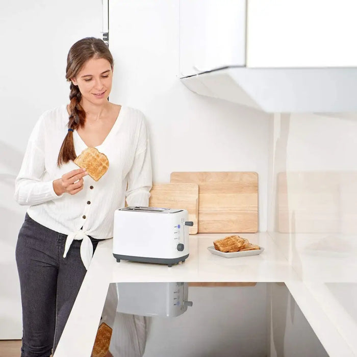Тостер Black + Decker BXTOA820E (820W)