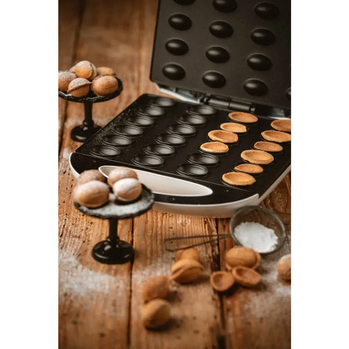 Тостер за фъстъци/бисквити (24 части) Adler AD 3039 бял