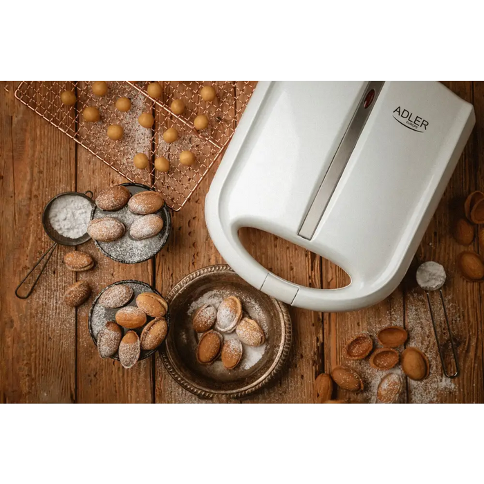 Тостер за фъстъци/бисквити (24 части) Adler AD 3039 бял