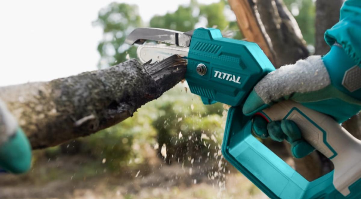 АКУМУЛАТОРЕН МИНИ ТРИОН TOTAL 20V/2AH