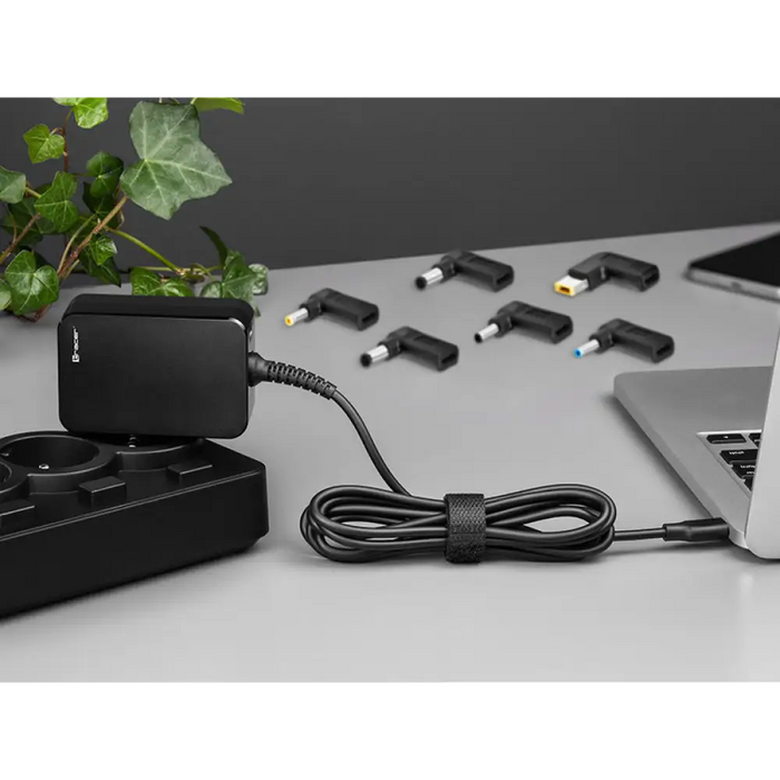 TRACER Зарядно за ноутбук PRIME 65W 7В1